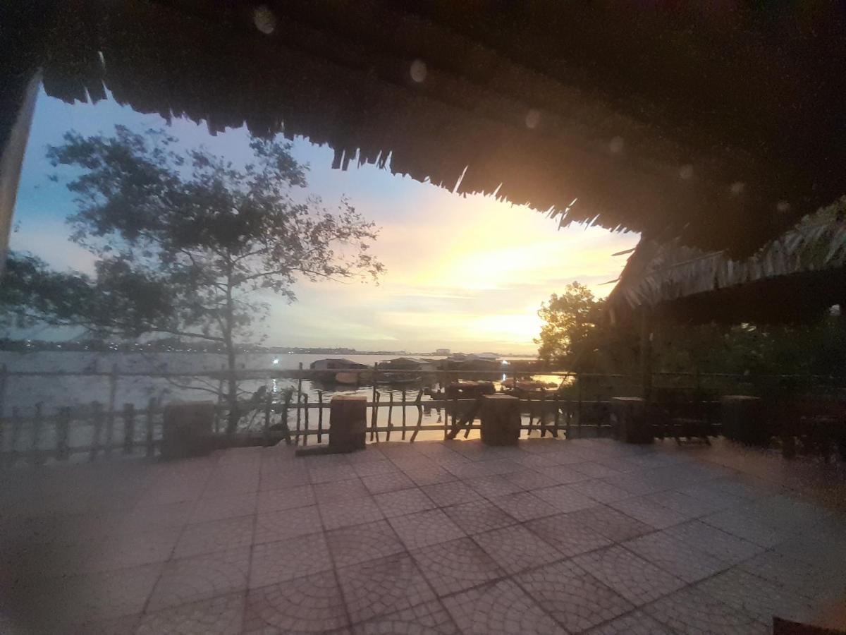 Mekong Riverside Homestay Віньлонґ Екстер'єр фото