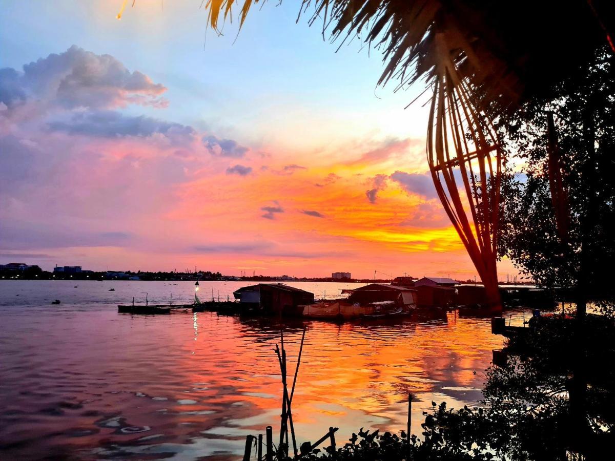 Mekong Riverside Homestay Віньлонґ Екстер'єр фото