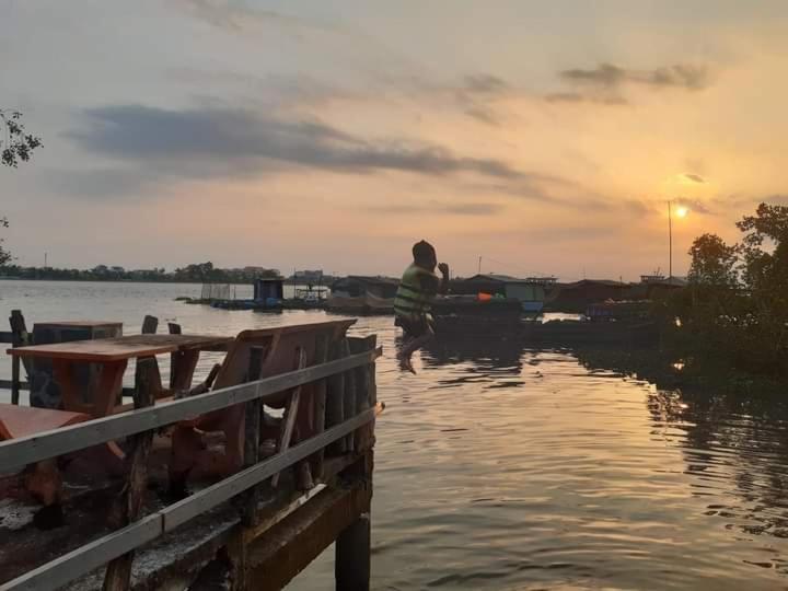 Mekong Riverside Homestay Віньлонґ Екстер'єр фото