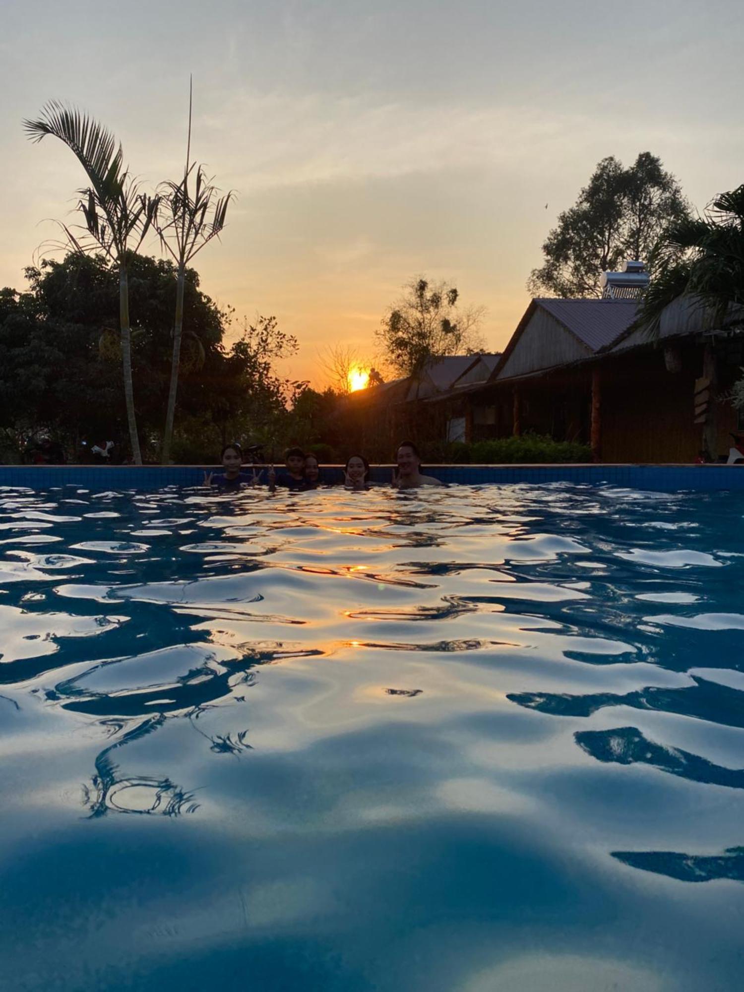 Mekong Riverside Homestay Віньлонґ Екстер'єр фото