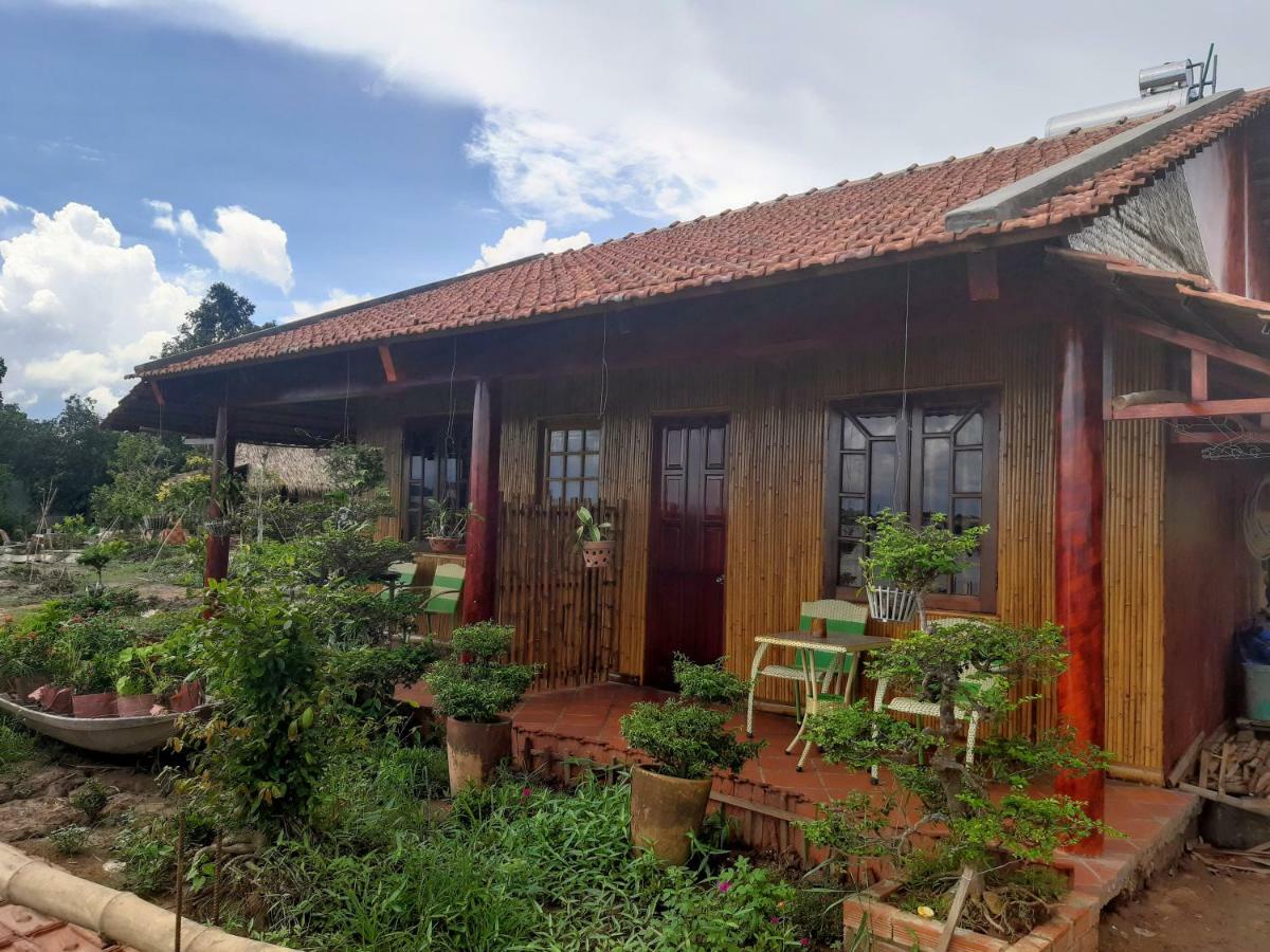 Mekong Riverside Homestay Віньлонґ Екстер'єр фото